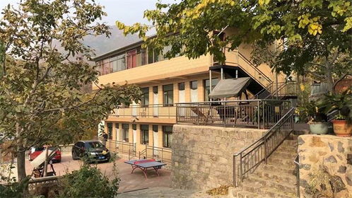 蓟县盘山玉环山庄 依山而建的农家院风光